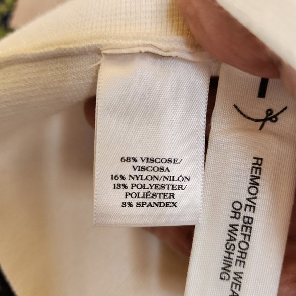 Ann Taylor Cream V-Neck Peplum Knit Tank - Picture 5 of 5